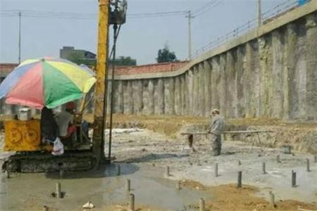 潜江经济开发区注浆钢花管施工案例